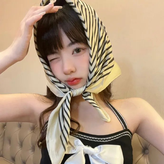 住我对面的小哥哥